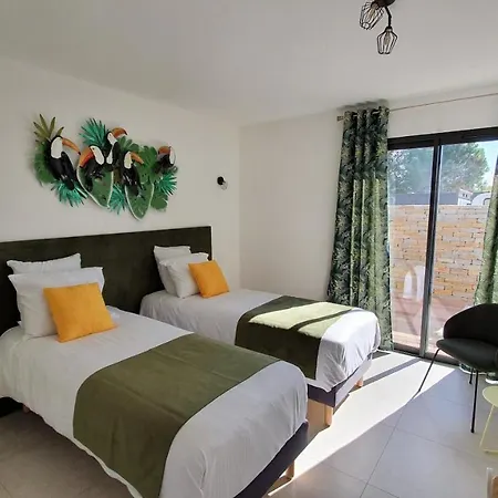 Nananthée T5 De Luxe,4-8 Pers, Piscine Privée Chauffée Villa